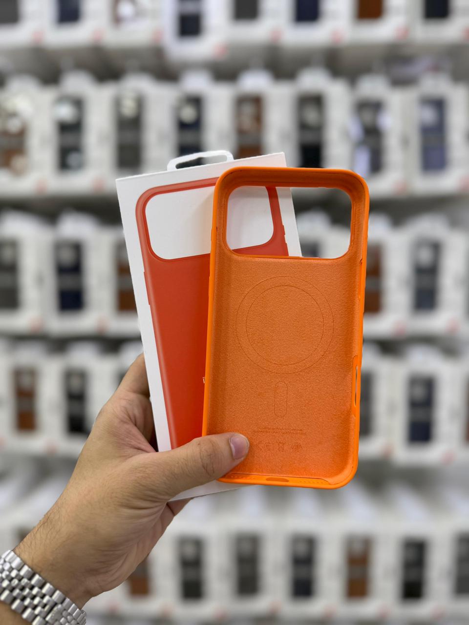 MagSafe Silicone with Animation