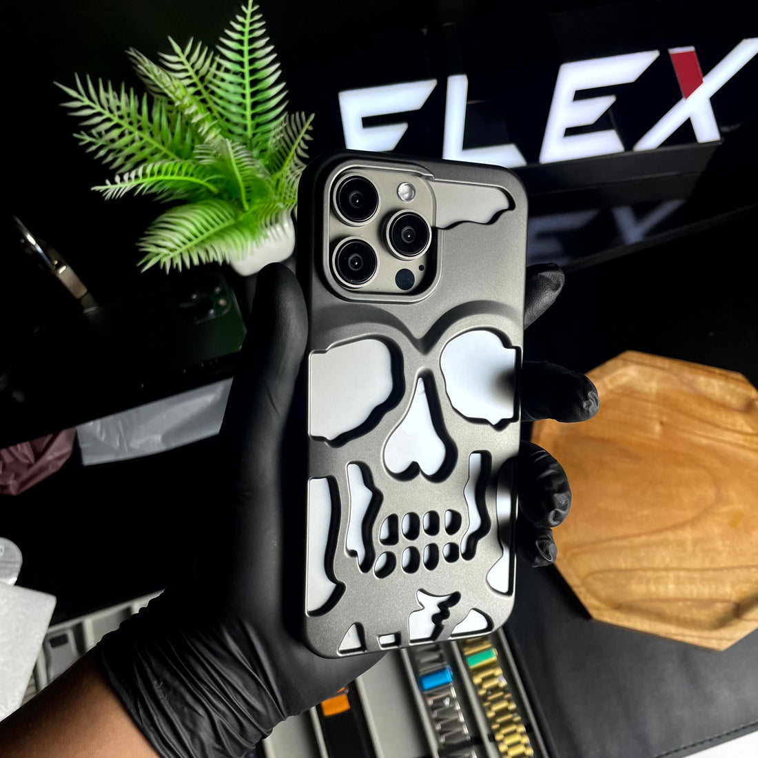 Iphone Electroplating Skull Case ( IPhone 11 till 15 Pro Max)