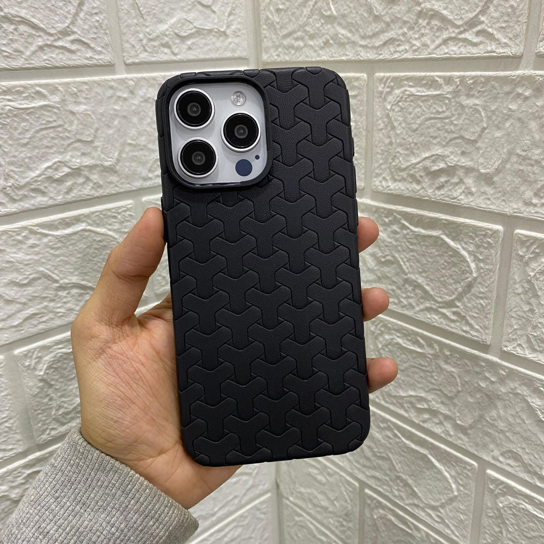 Flex Woven Case For iPhone 16 pro