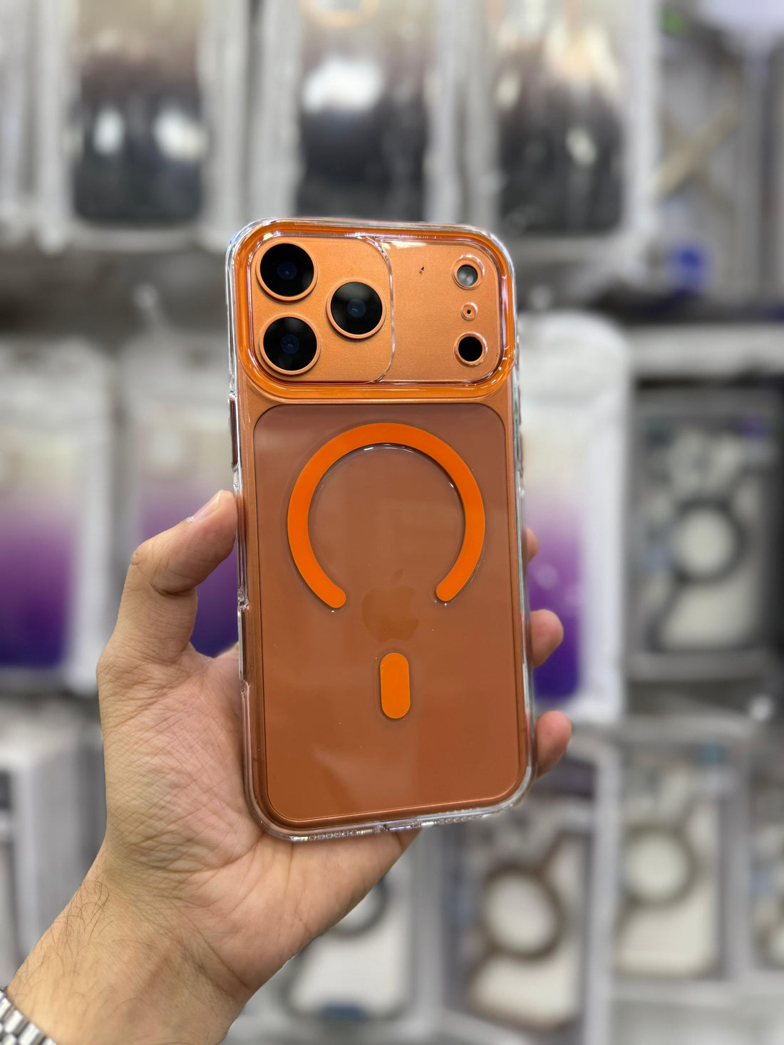 Transparent Berlia Sheen MagSafe Case